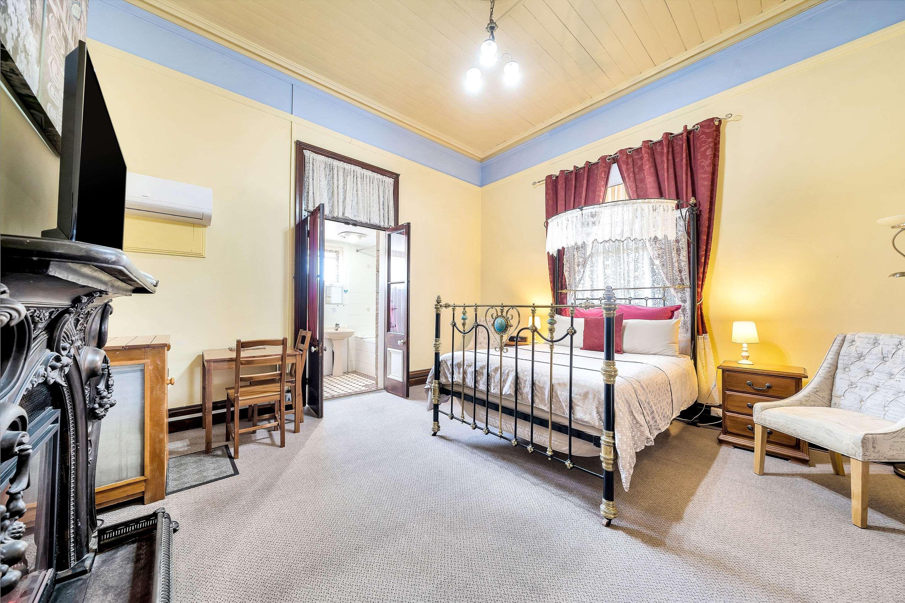 Warwick Settlers Inn Kültér fotó
