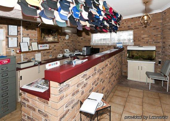 Warwick Settlers Inn Beltér fotó